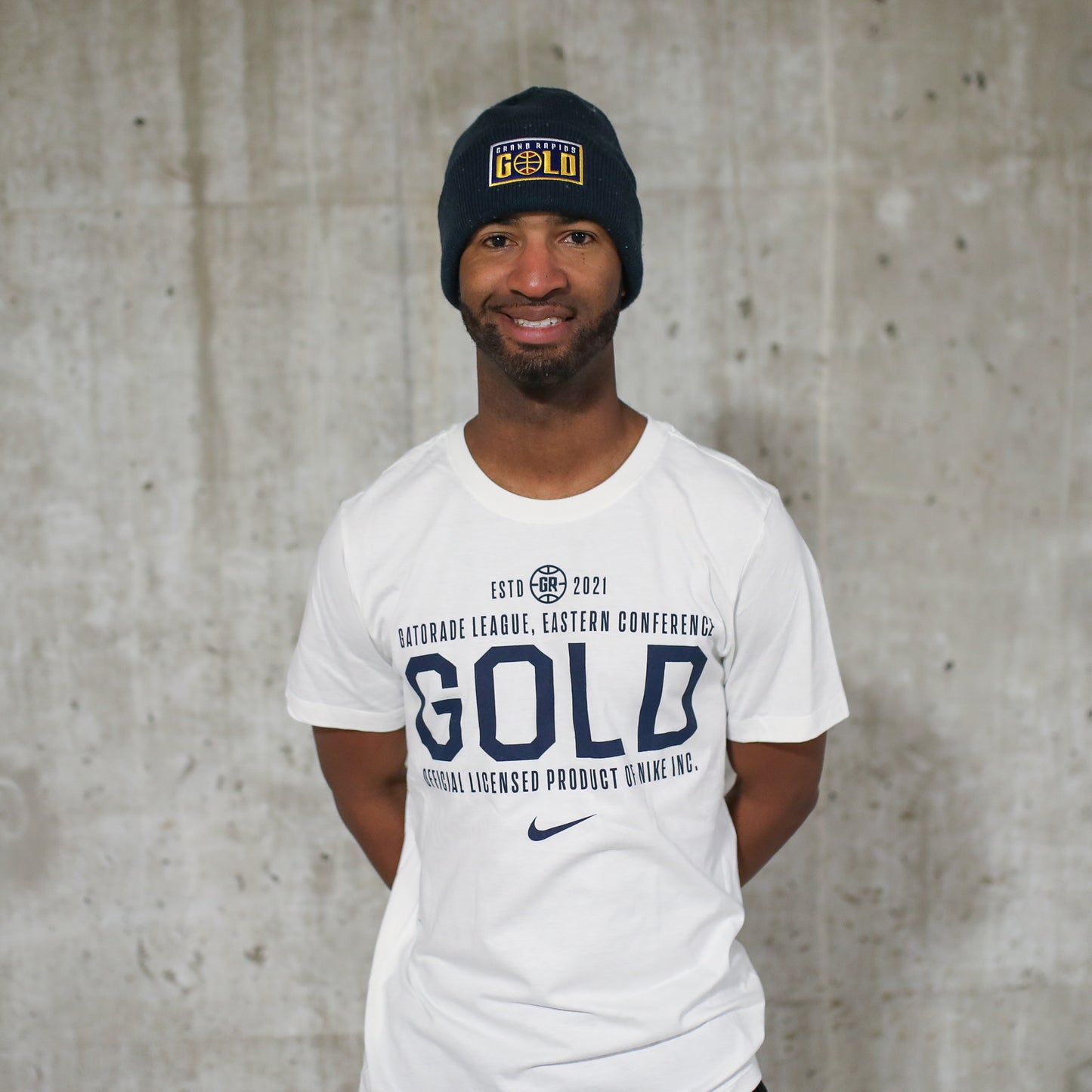 NIKE Core Cotton Tee